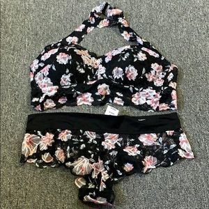 PINK by VS Black & Pink Lace Choker matching panty